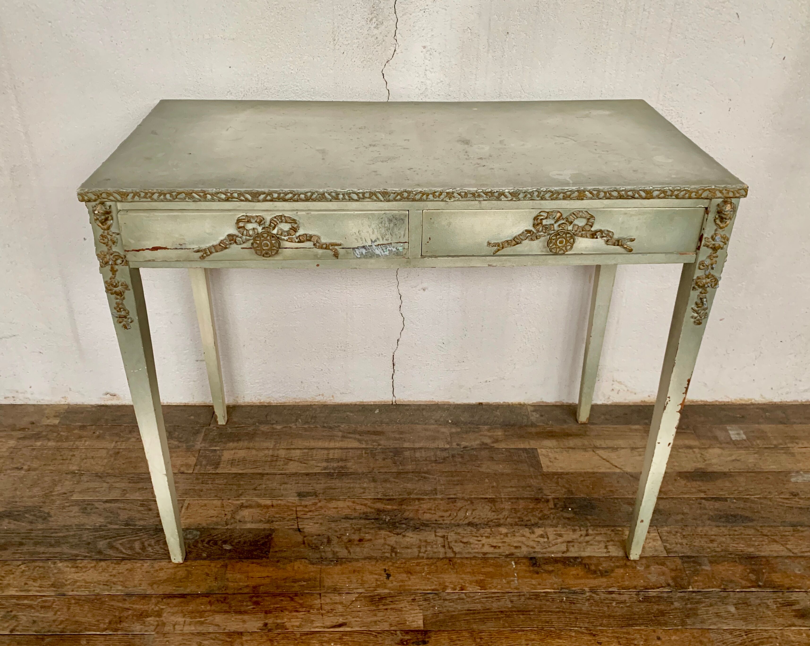 Console, Louis XVI style in pine with original grey patina