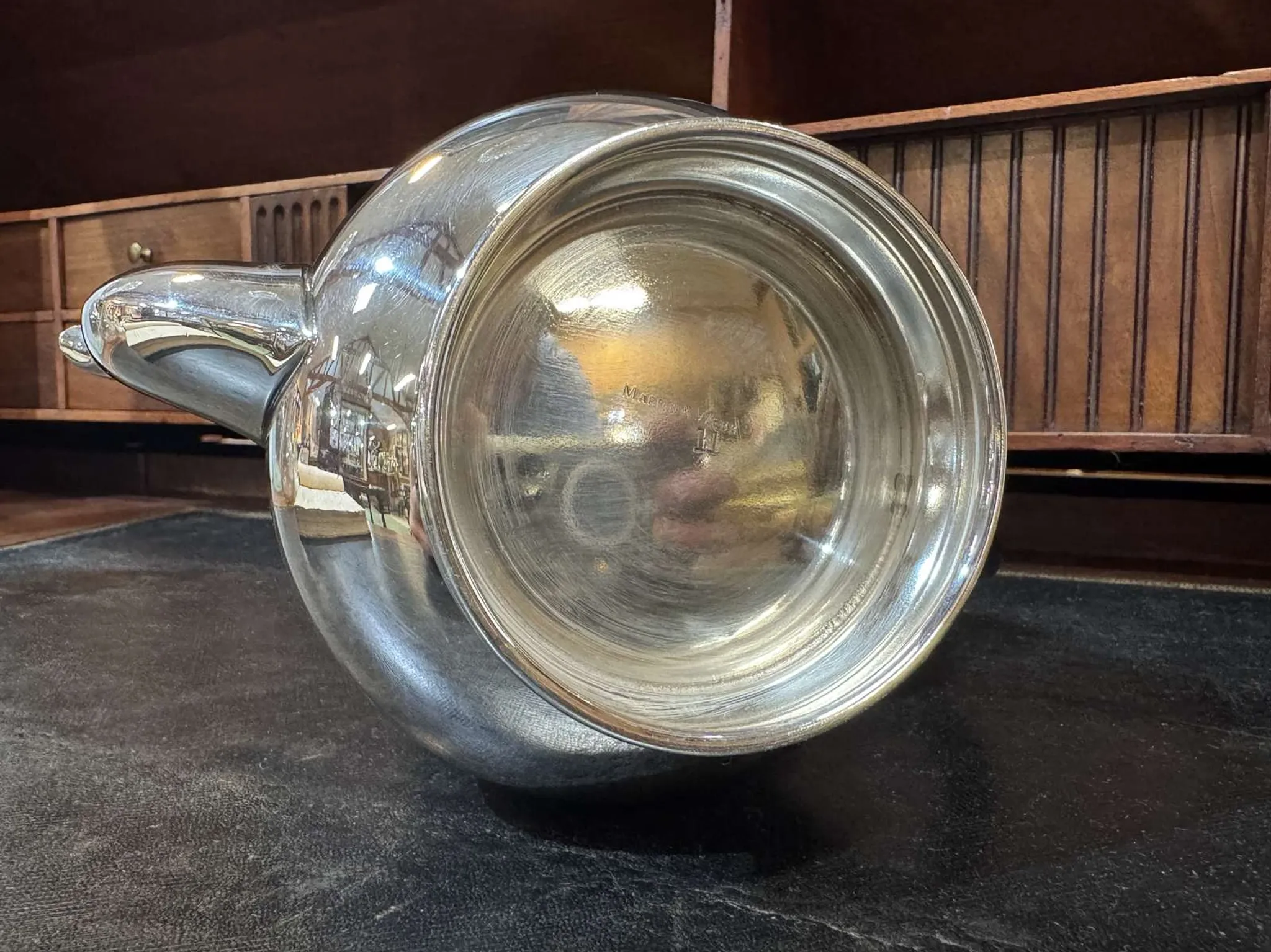 Silver-plated English service by Mappin & Webb from the 1930s.