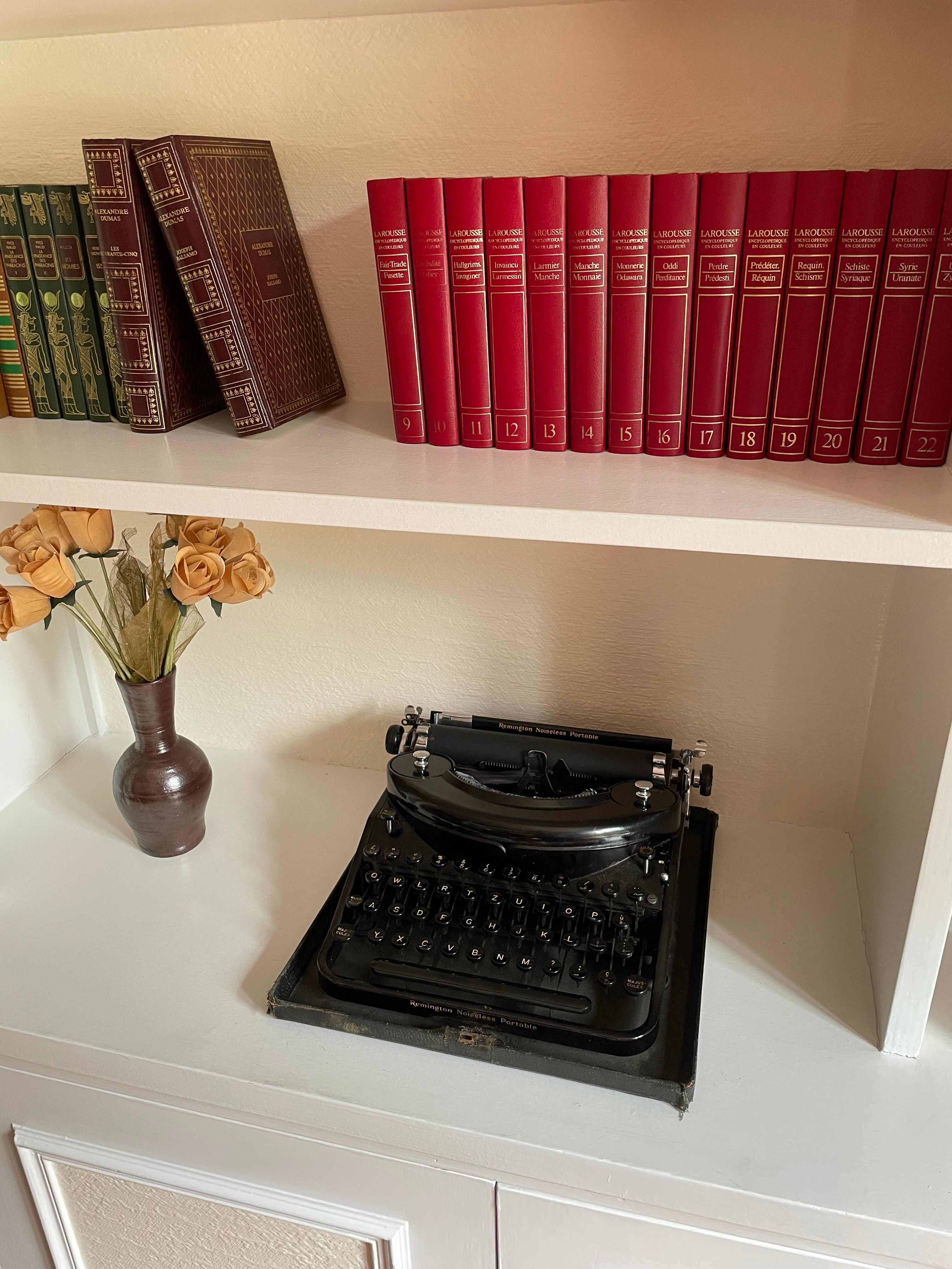 Remington Noiseless Portable typewriter