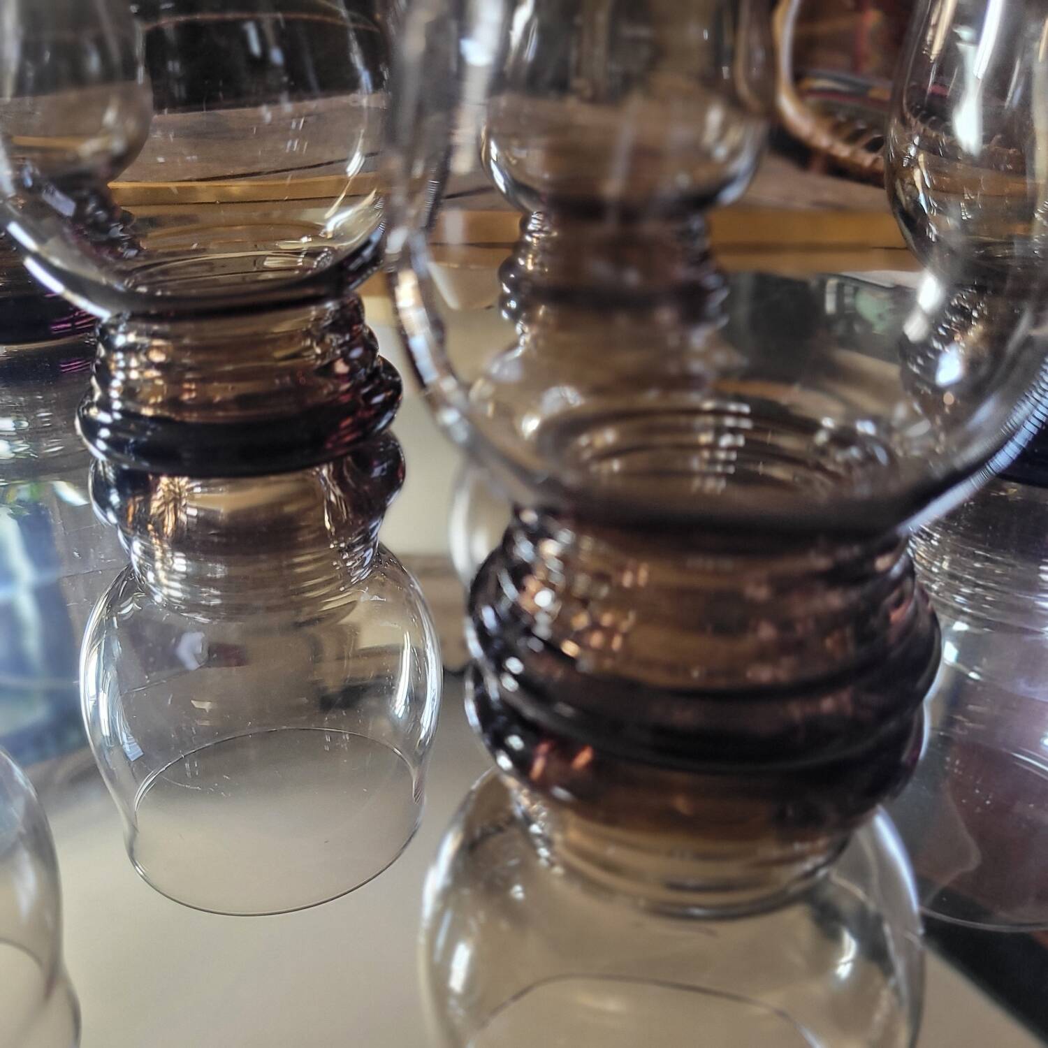 8 verres fumés moulés — 70’s