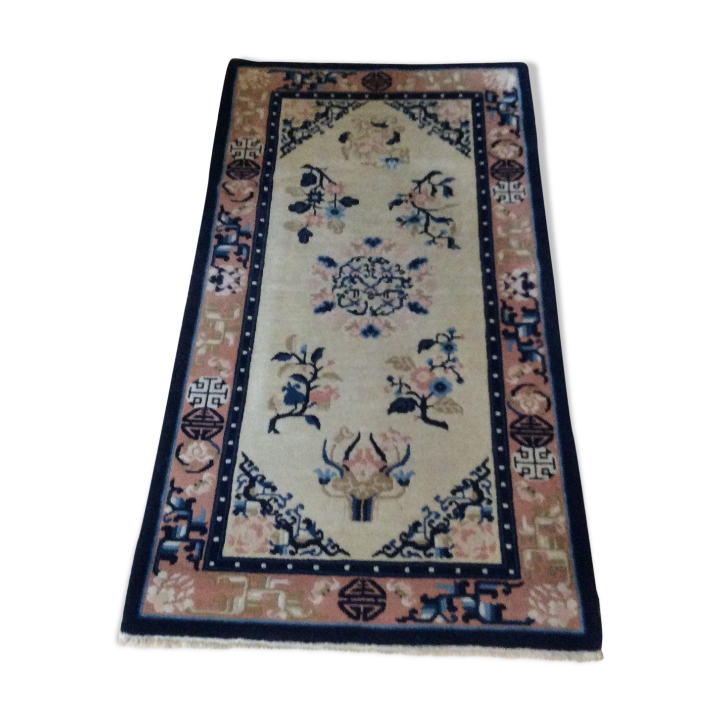 Middle East hand woven carpet 94 X 155 cm