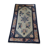 Middle East hand woven carpet 94 X 155 cm