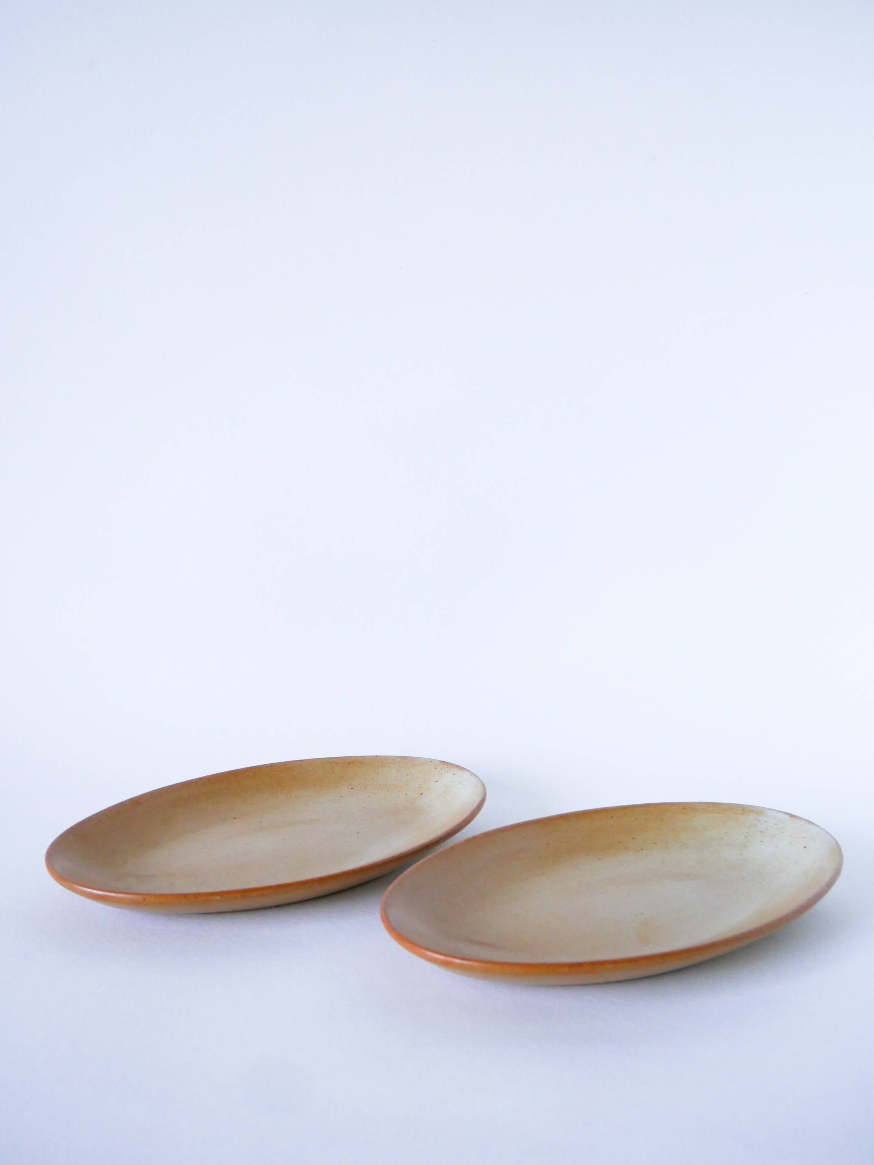 Pair of small oval dishes in stoneware, 1970