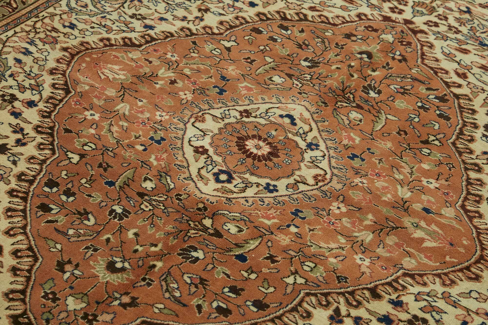Turkish Wool Vintage Kayseri Rug 200 cm x 302 cm