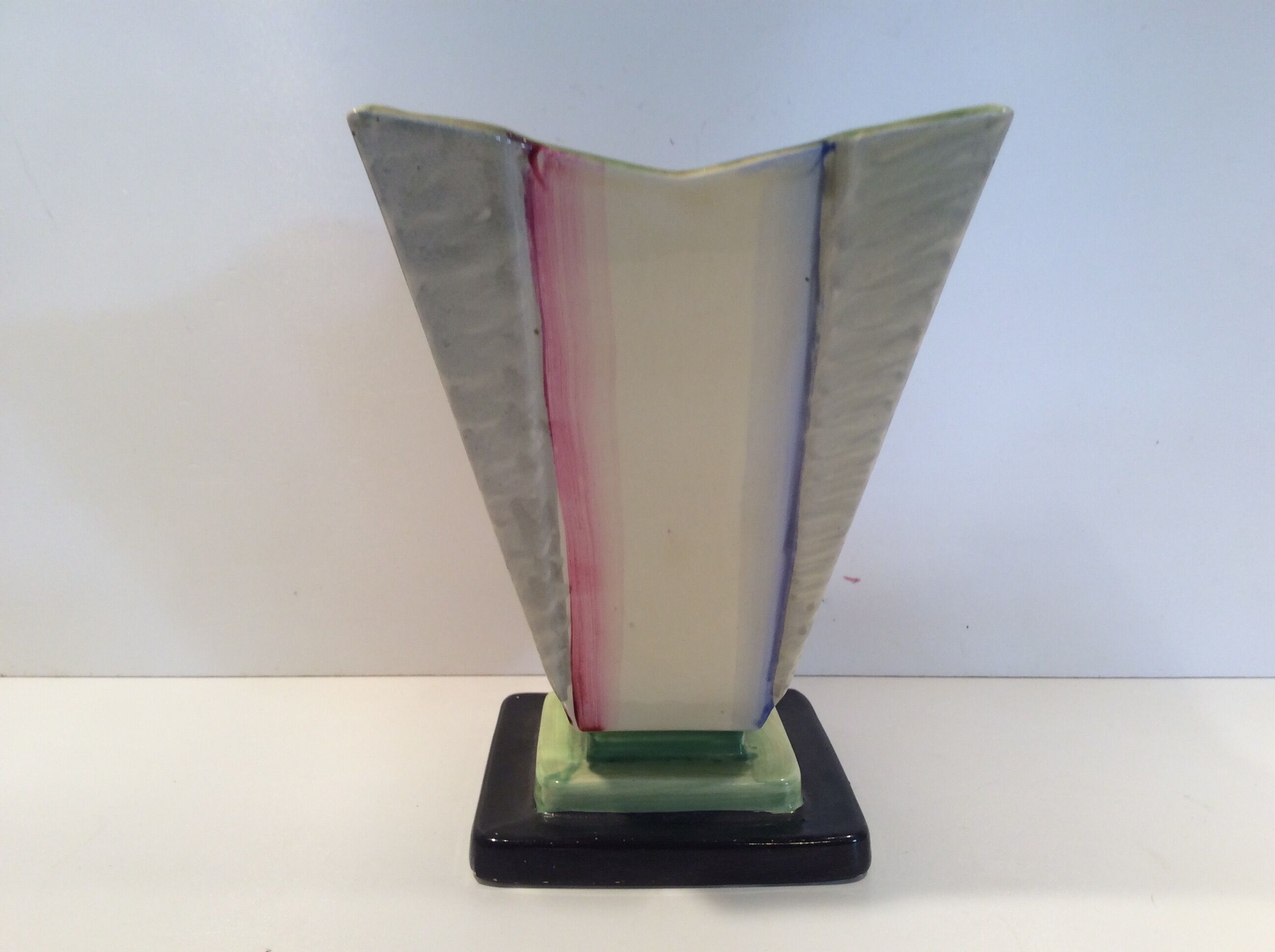 Hand painted art deco vase by Myott and son with flower holder in the centre