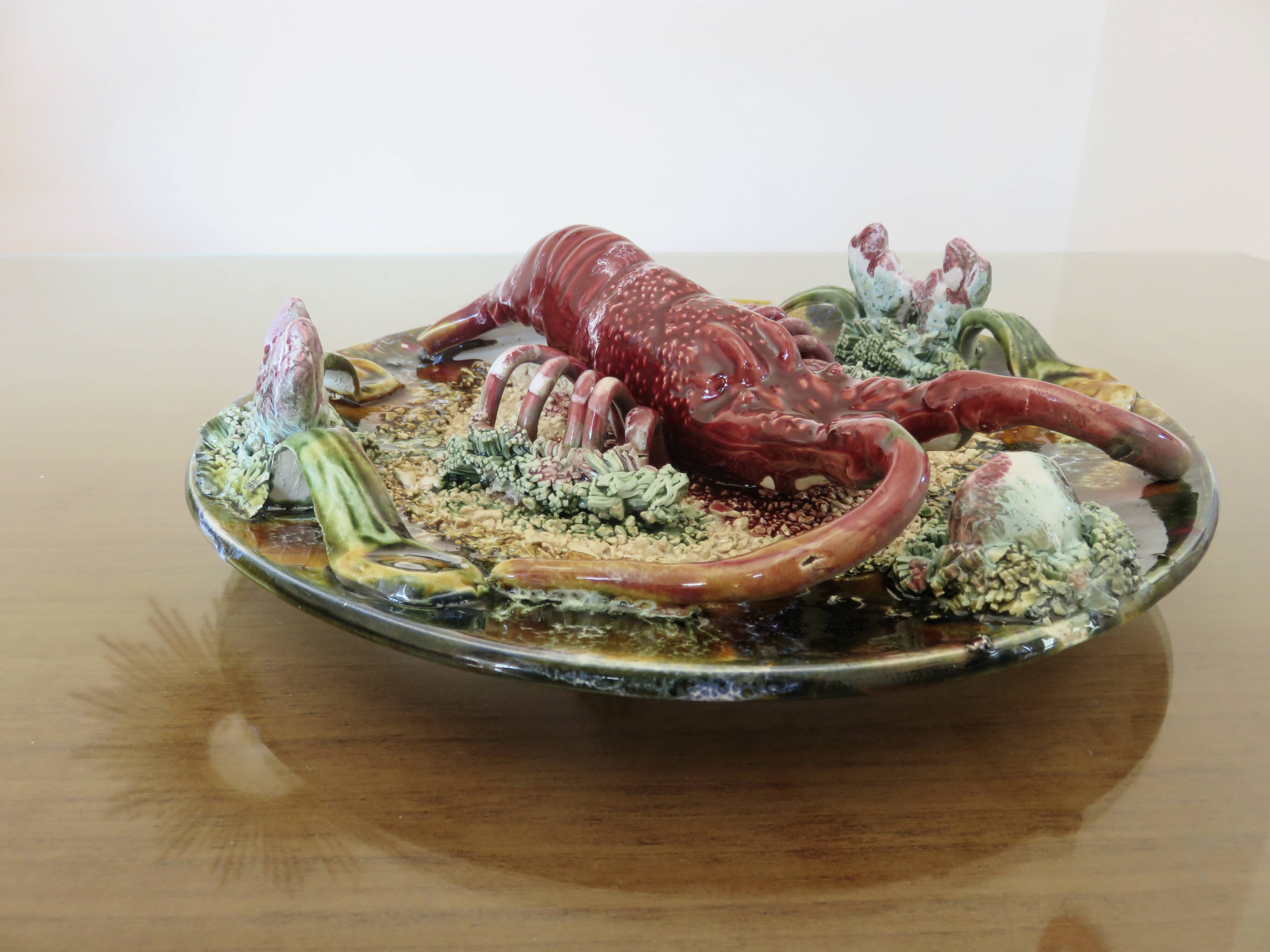 Wall plate in slipware, Caldas da Rainha, Palissy, 1930s, vintage
