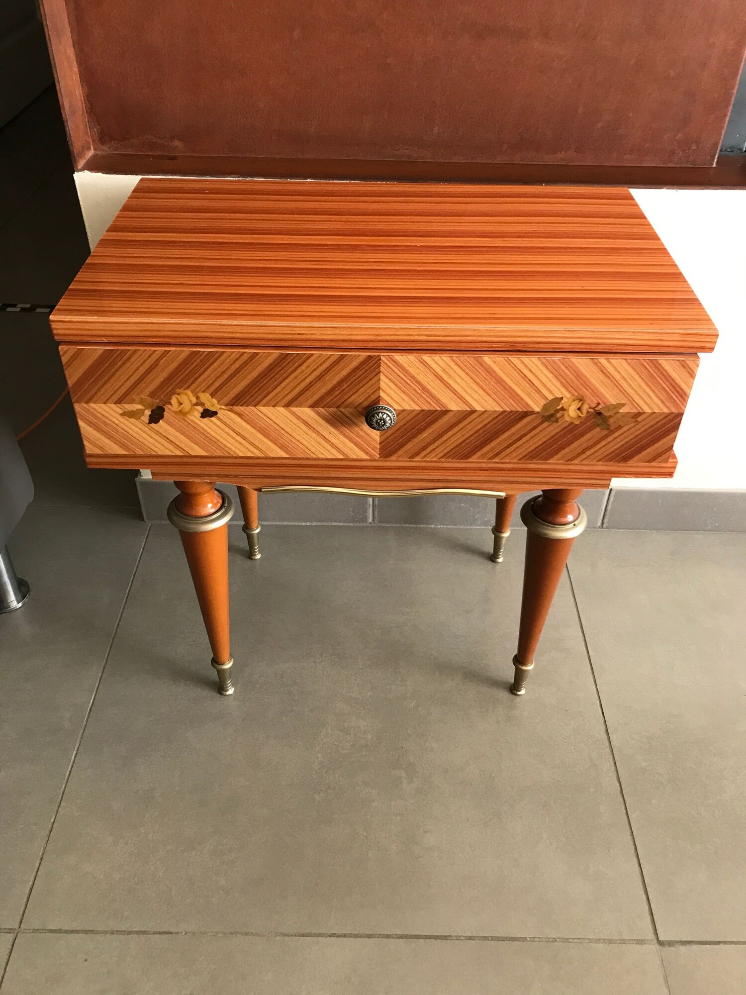 Chevet table in bois massive drawer decor de marquetry and fleur - vintage 60/70 years