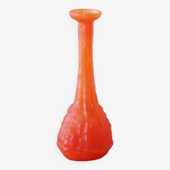 Vase orange en pâte de verre art nouveau