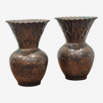 Paire de vases en cuivre