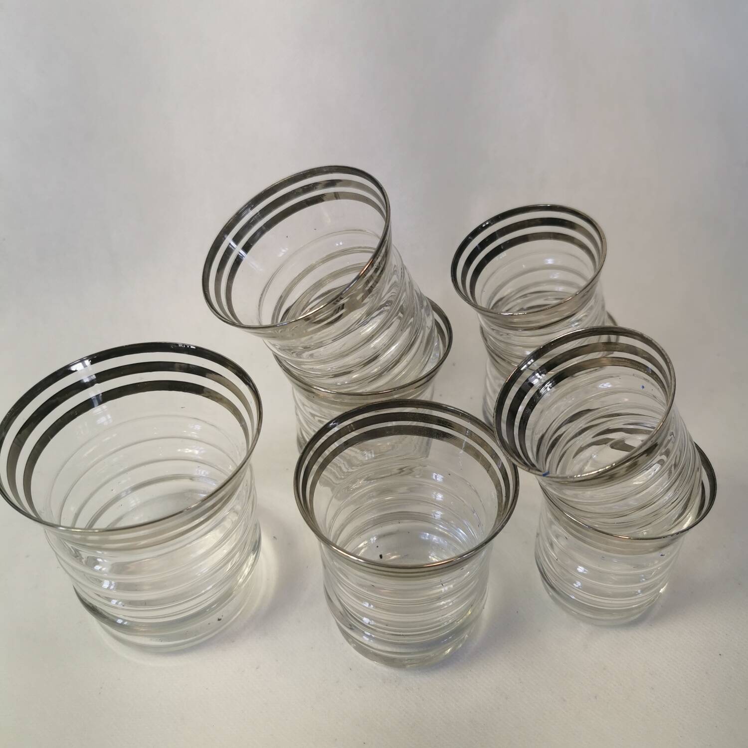 Set of 8 art deco glass with silver edging