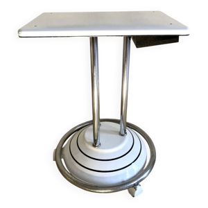 Table ancienne en fonte