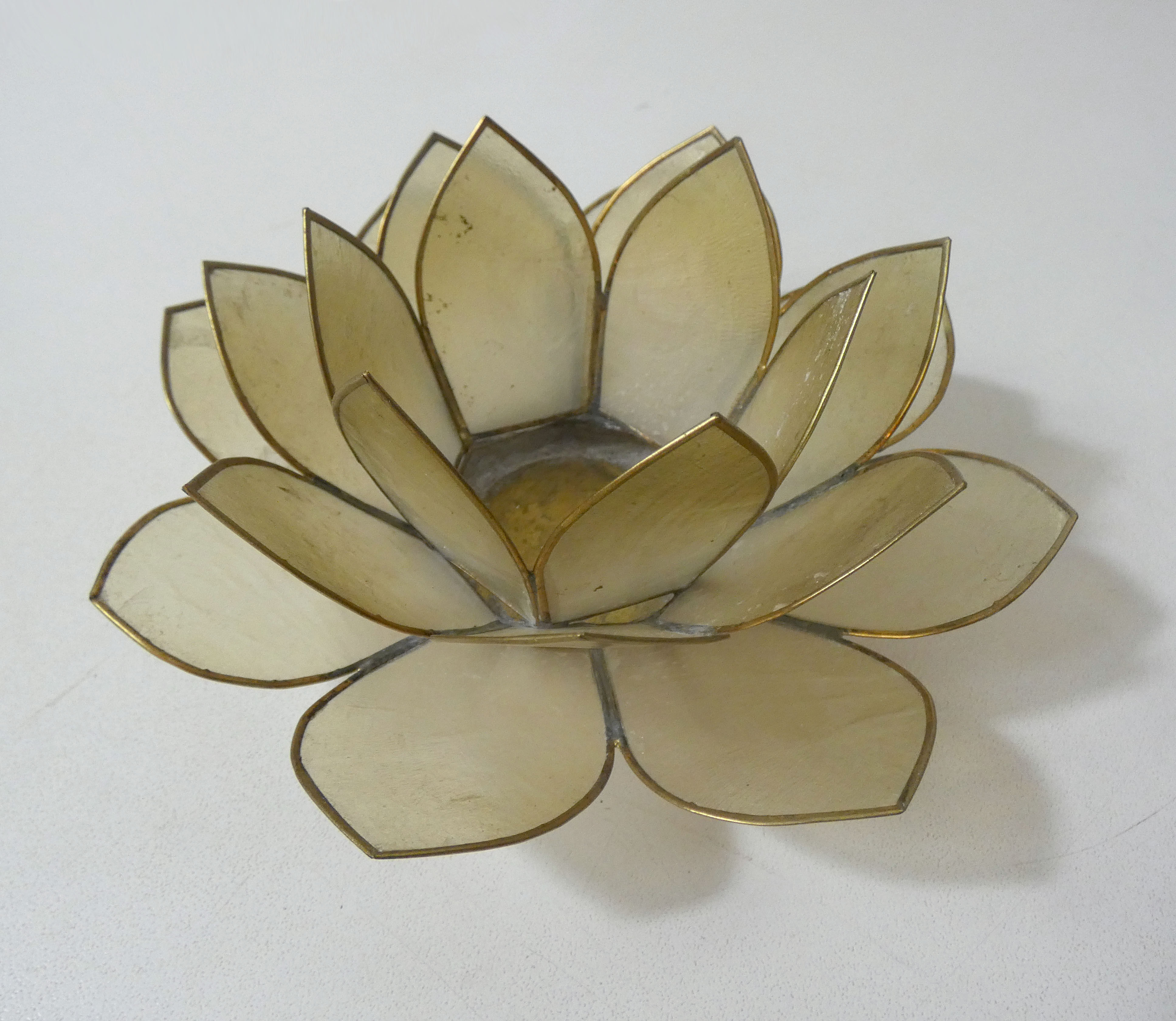 Lotus mother-of-pearl and brass photophore