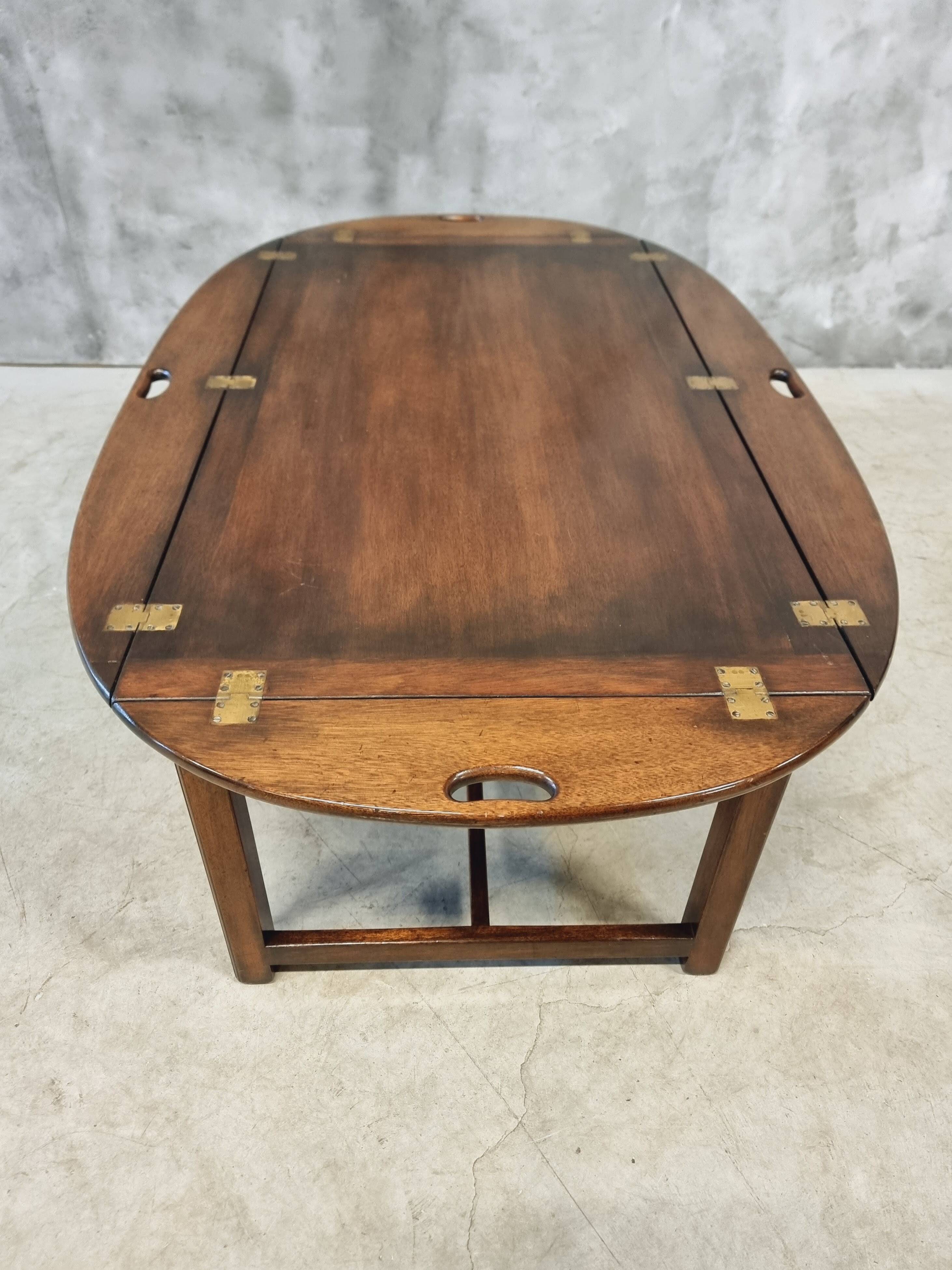 Vintage mahogany butler coffee table 90 x 145 cm