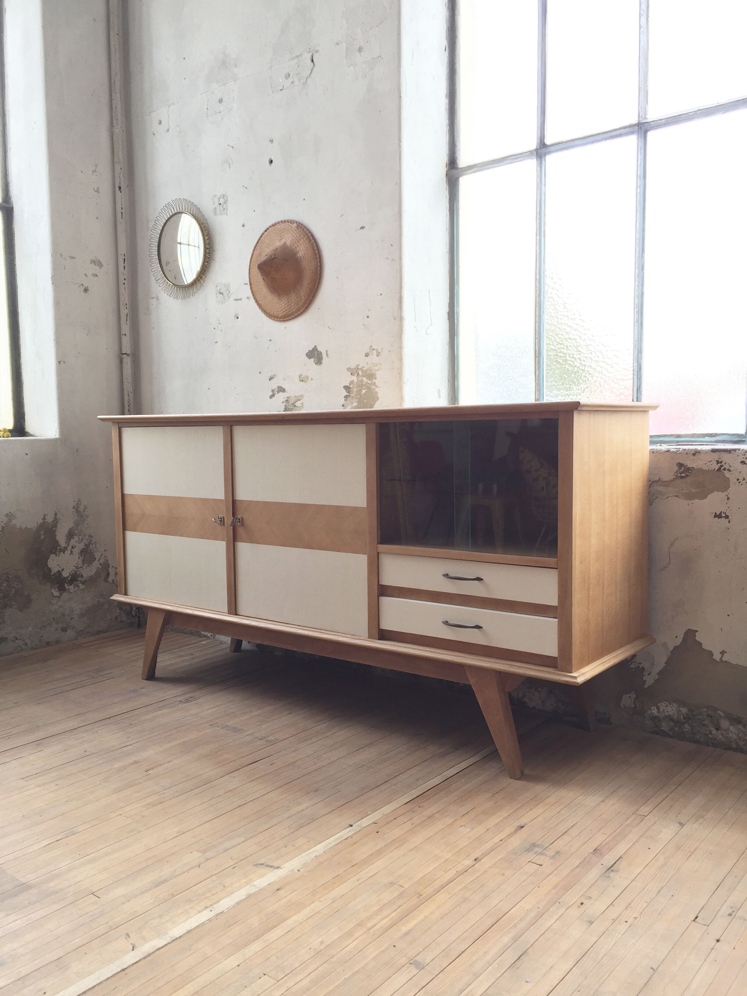 Enfilade vintage beech and white