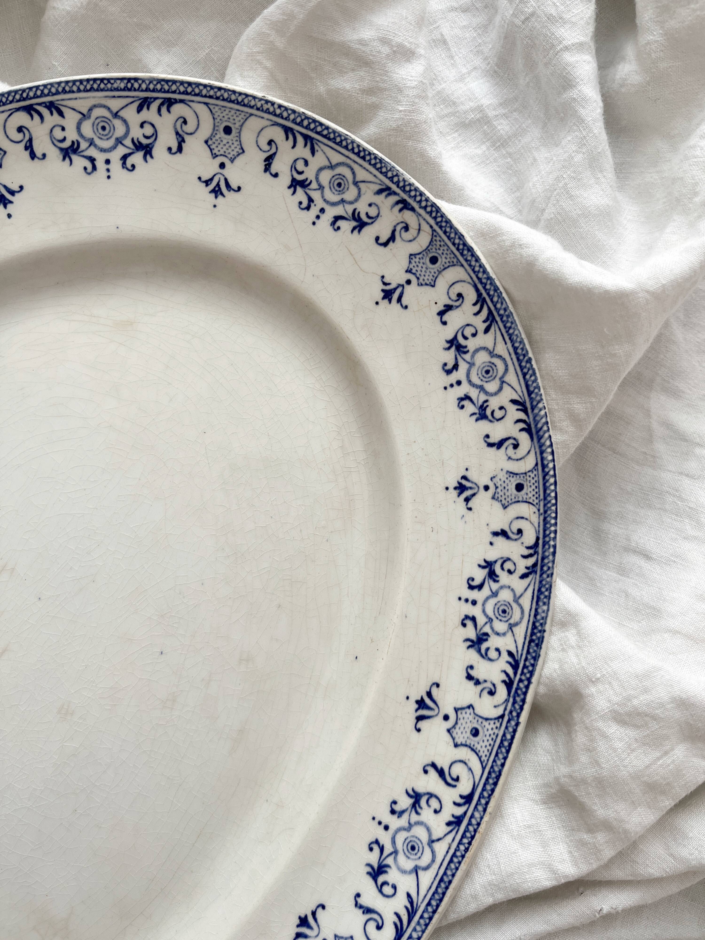 Oval ironstone dish "La Vallière" Creil and Montereau