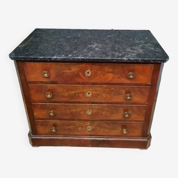 Mahogany chest of drawers 19th
