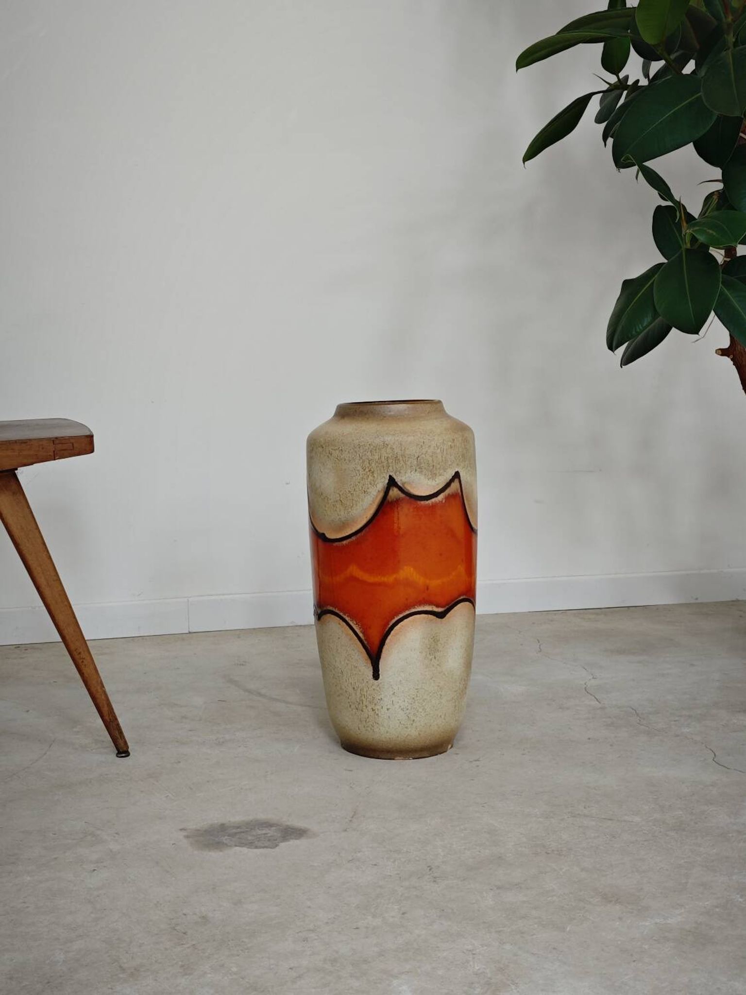 Grand vase émaillé West Germany a nuance orange et beige