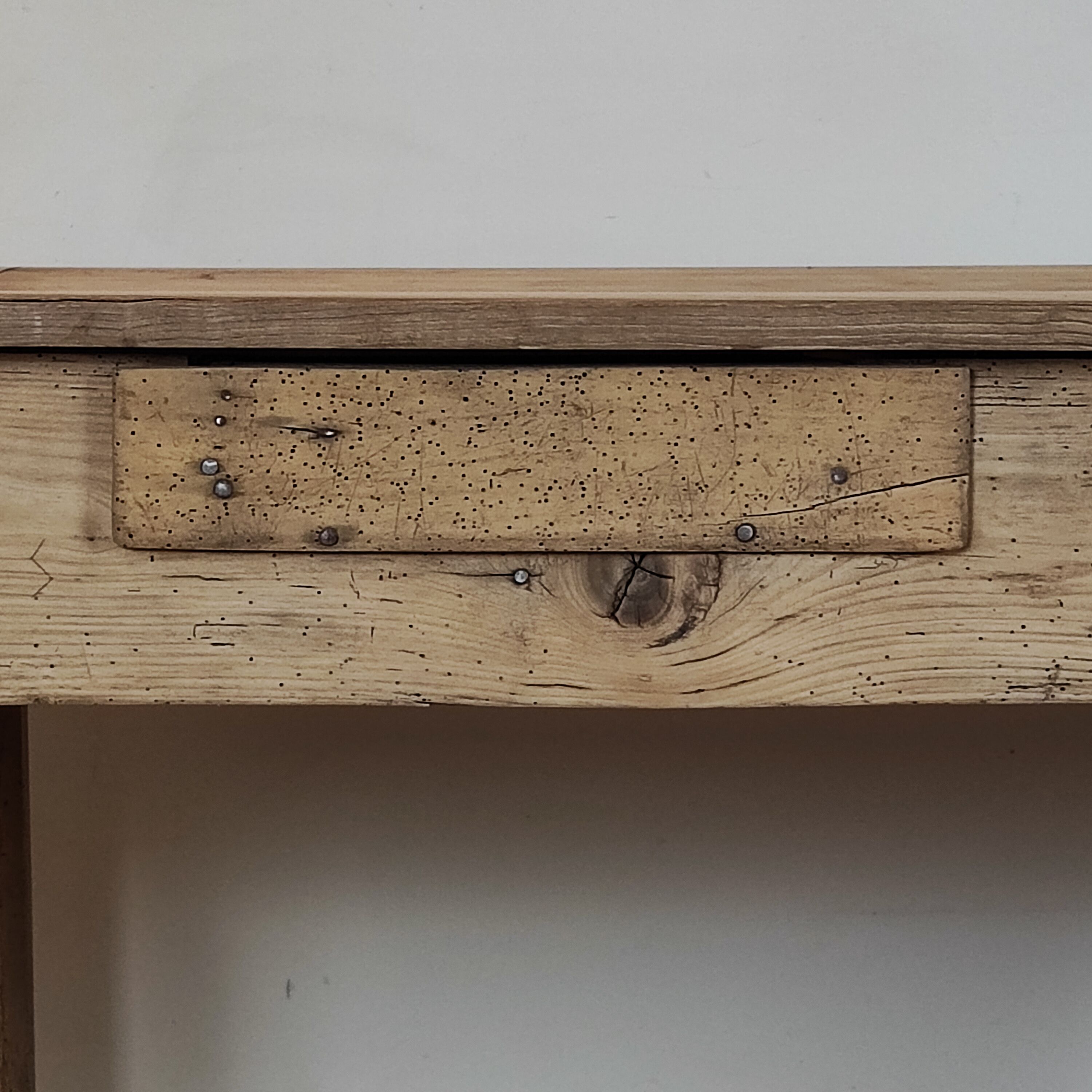 Farmhouse table