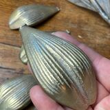 Cendriers individuels en forme de fleur, en laiton massif, années 60/7