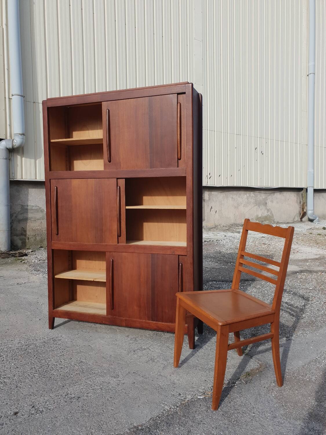 Oak bookcase 1950