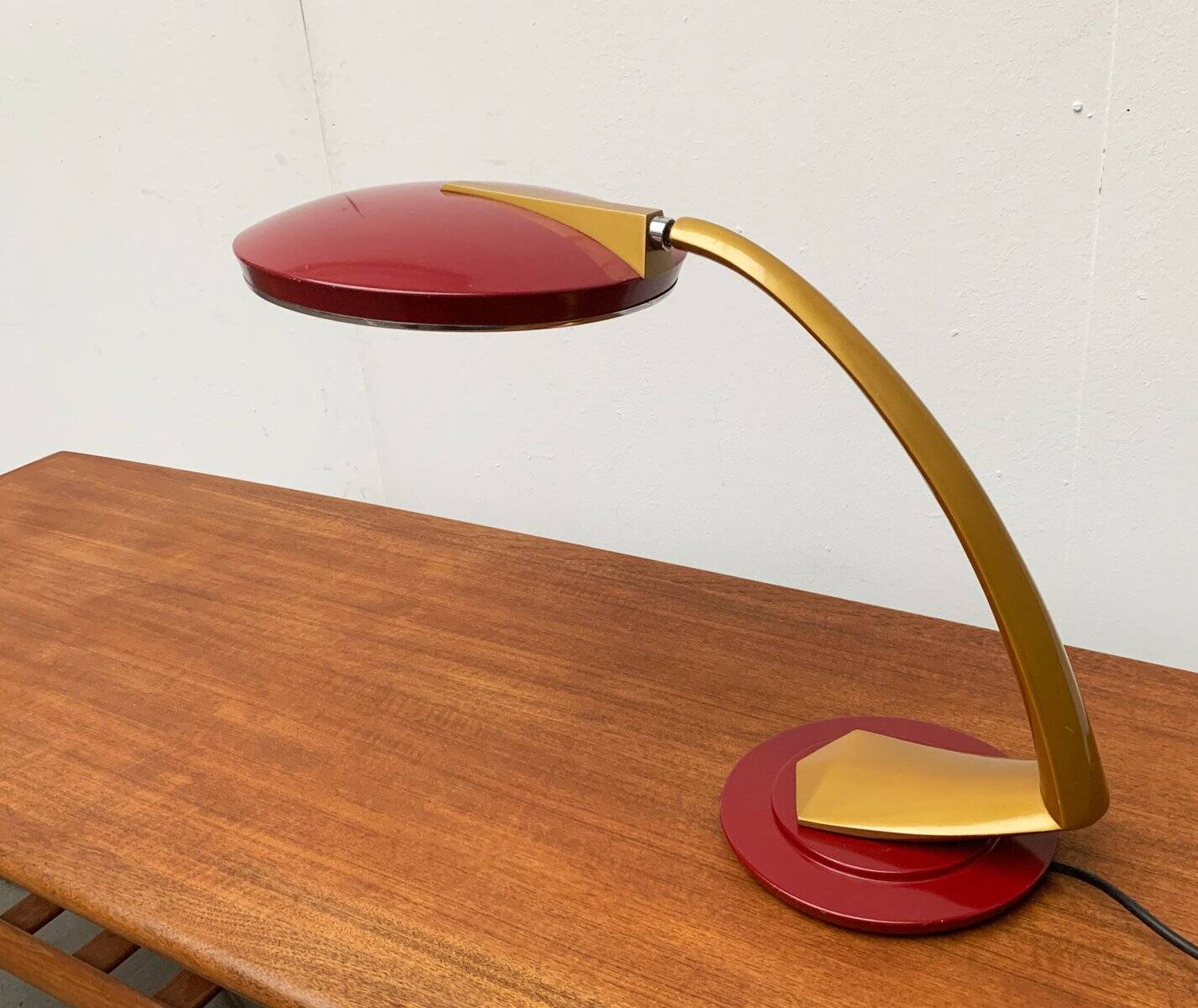 Lampe de table Boomerang Space Age par Luis Pérez De La Oliva pour Phase