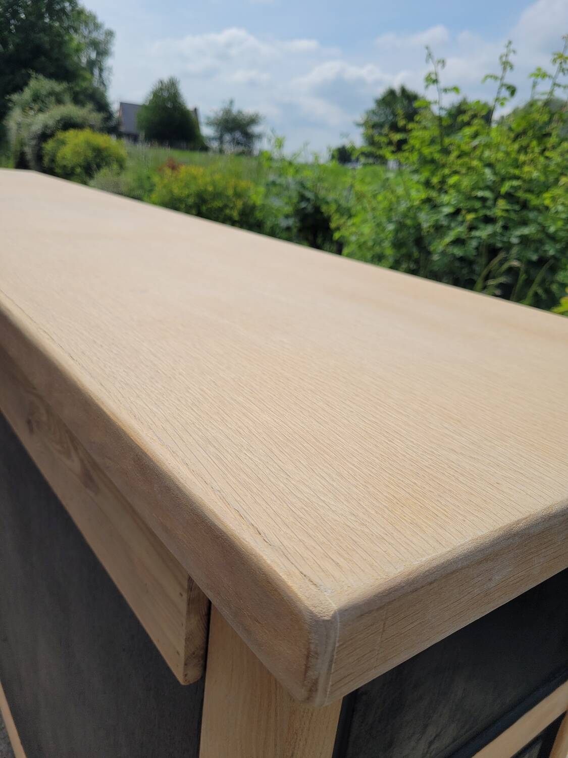 Refurbished counter/bar