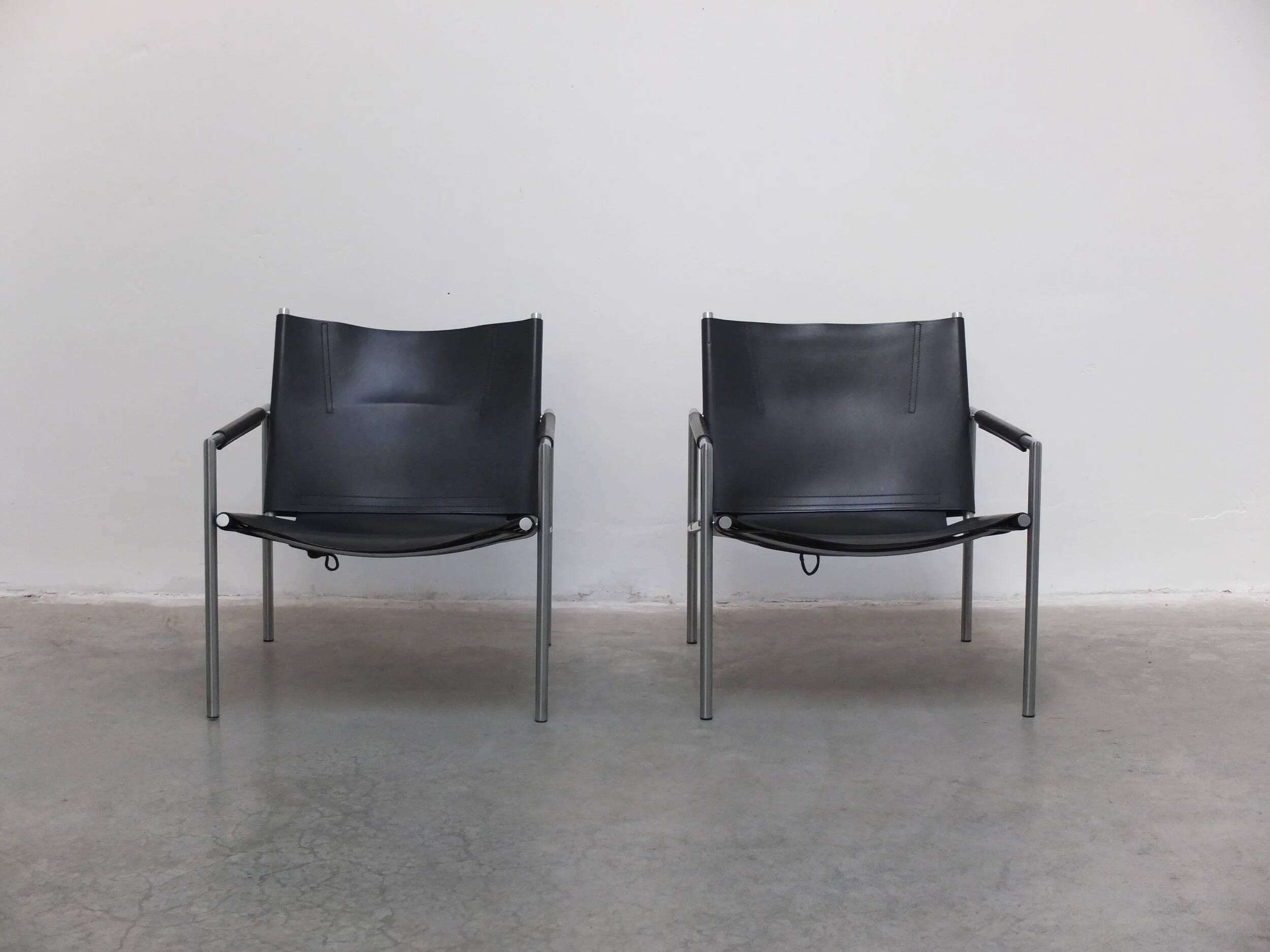 Pair of 'SZ02' armchairs by Martin Visser for 't Spectrum, 1960s.