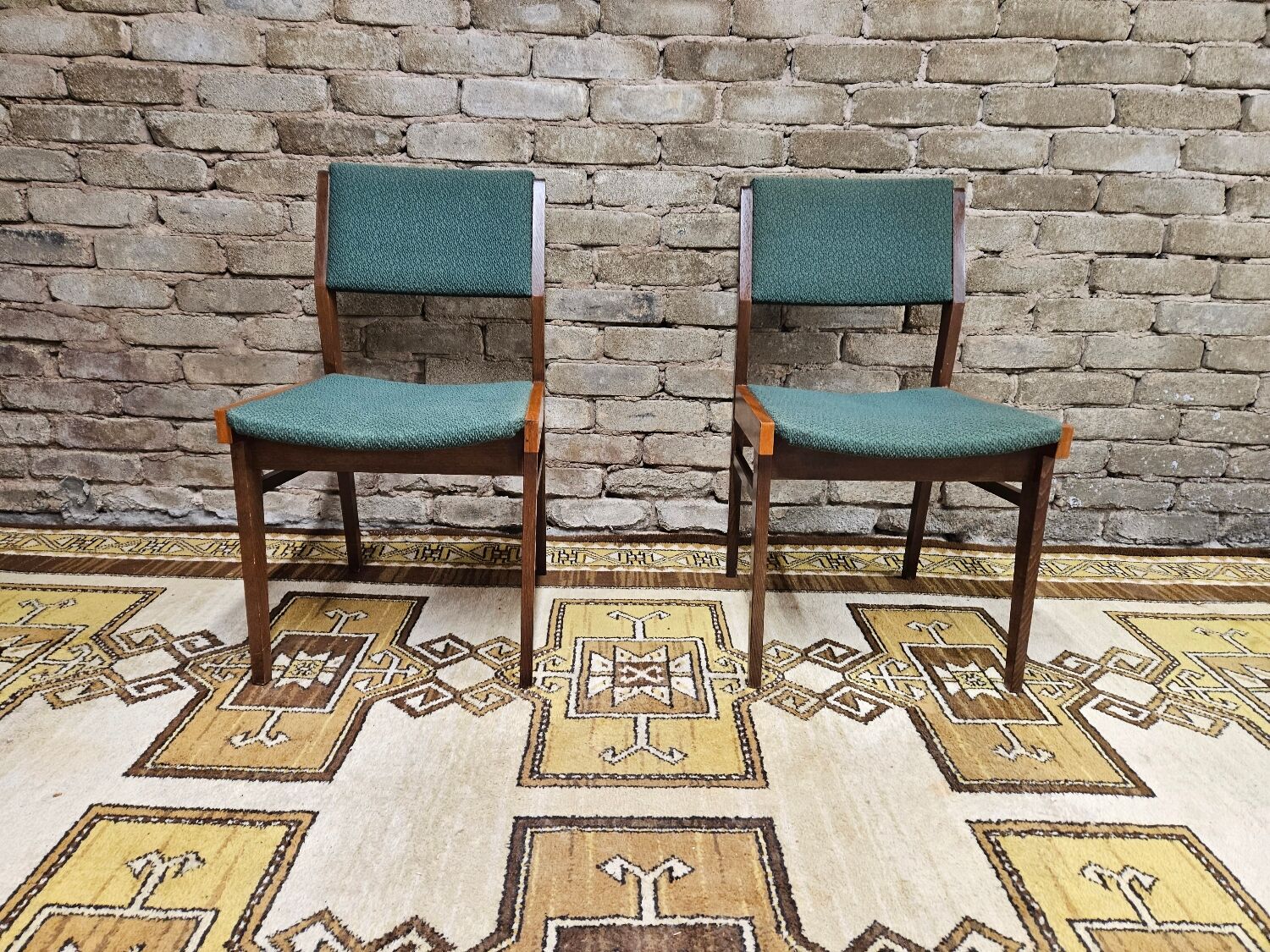 Pair of 1960 teak scandinavian chairs