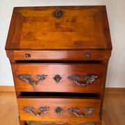 Secretary with drop-down front, signed Jean Laick, master cabinetmaker, cherry wood.