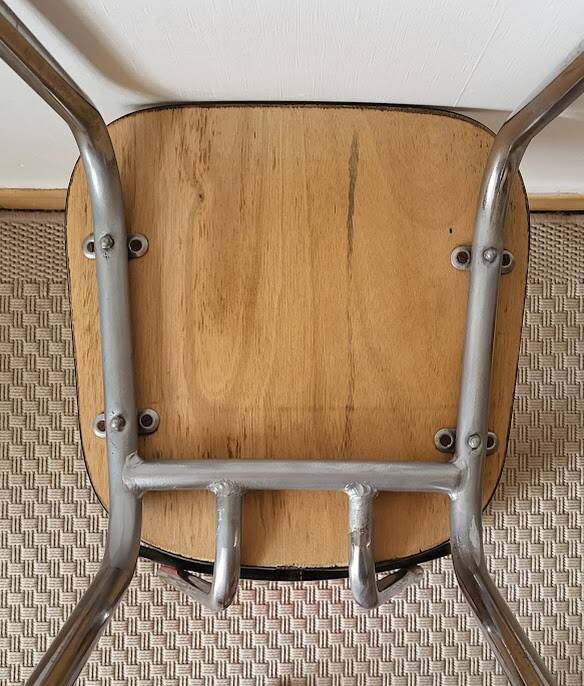 Set of 2 formica chairs