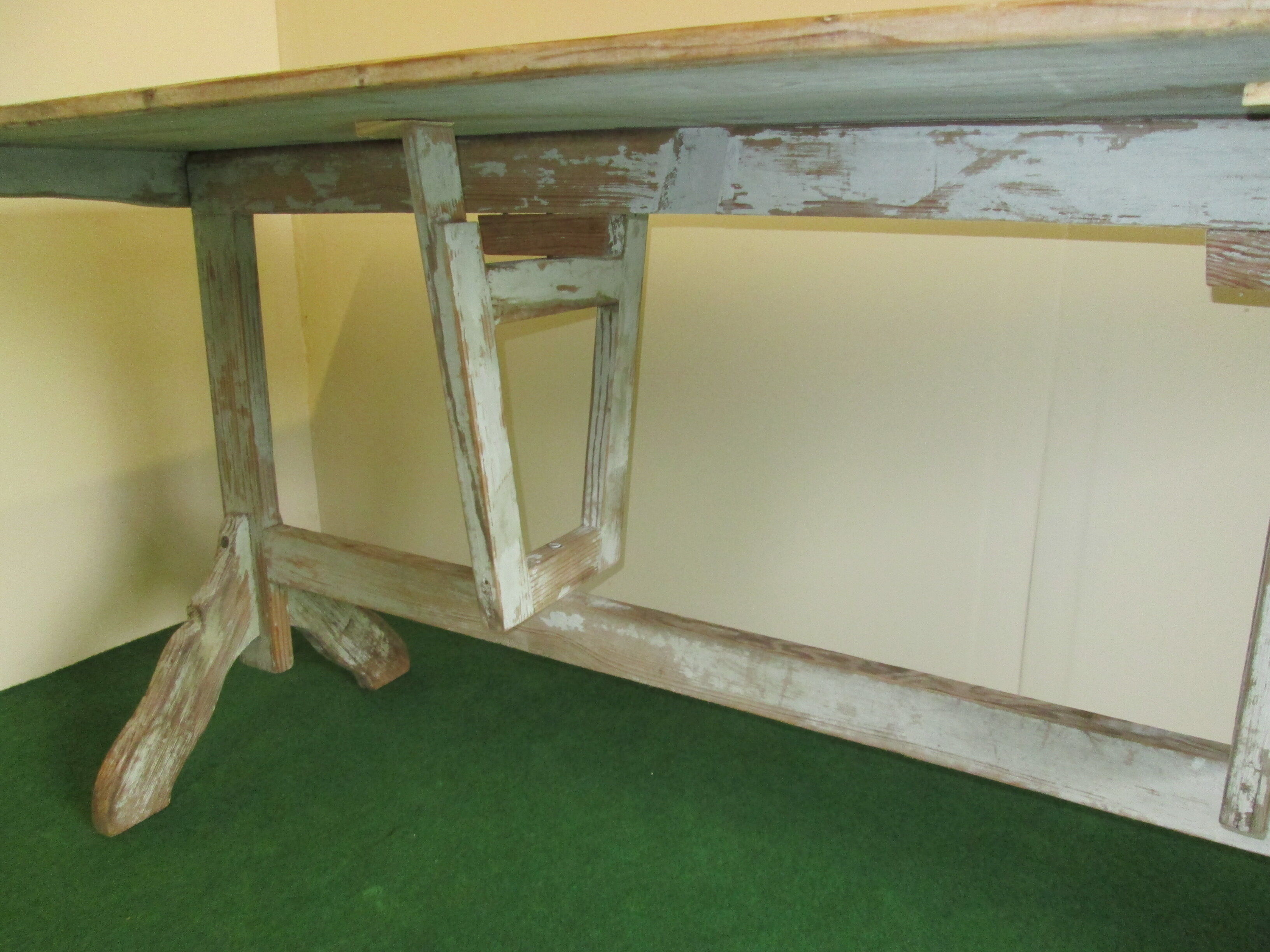 Winemaker in pine table