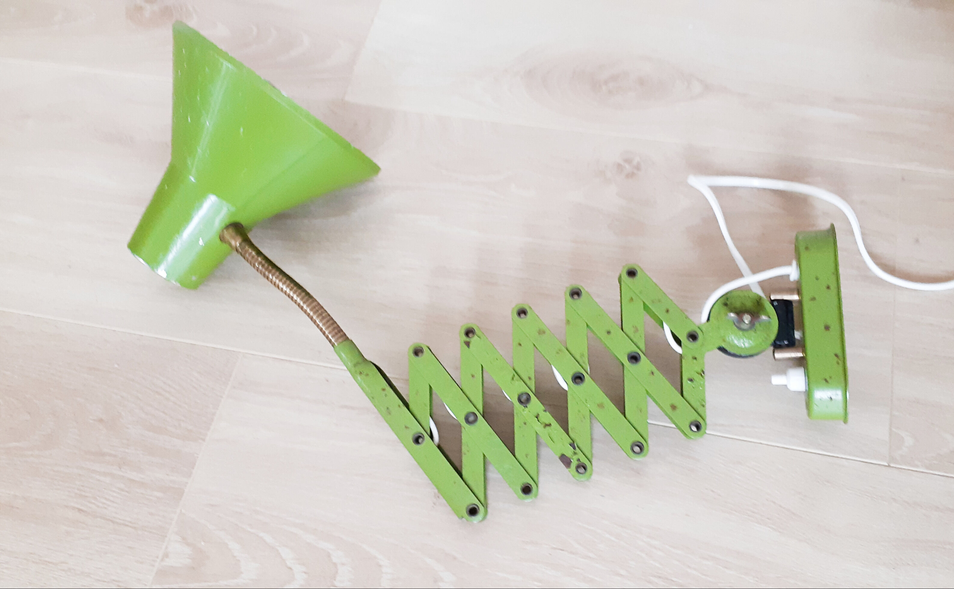 Green architect lamp