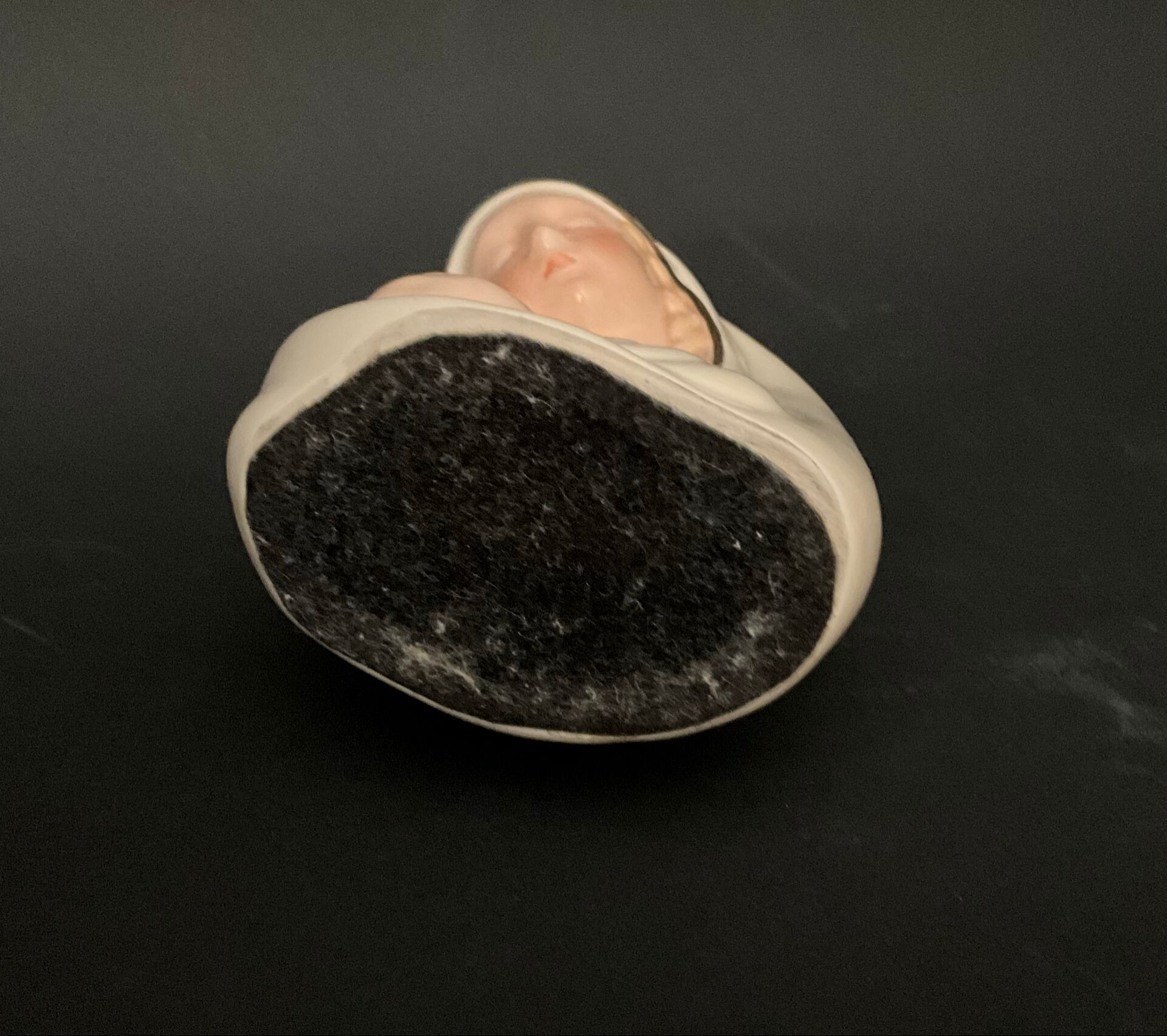 Virgin and Child in Italian glazed ceramic, 1950s-1970s.