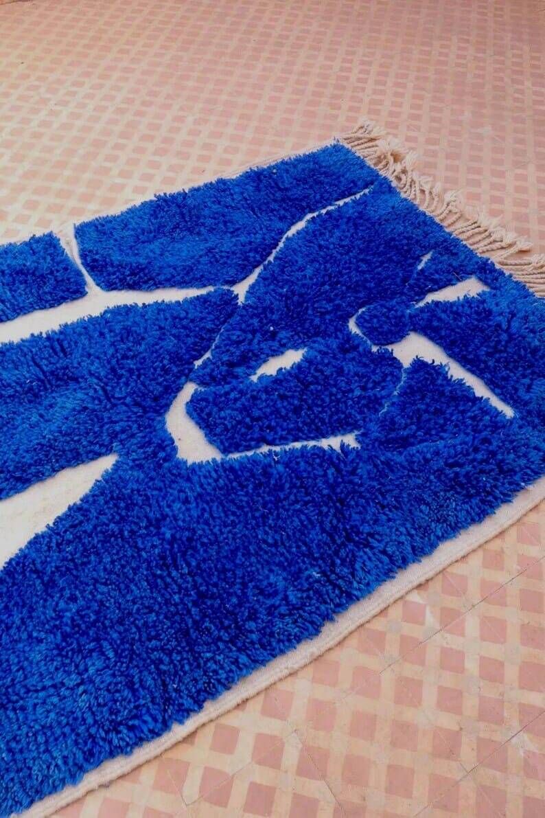 Handmade traditional artisan rug 150/250 cm
