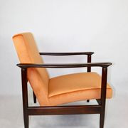 Fauteuil lounge GFM-142 en velours orange attribué à Edmund Homa, années 1970