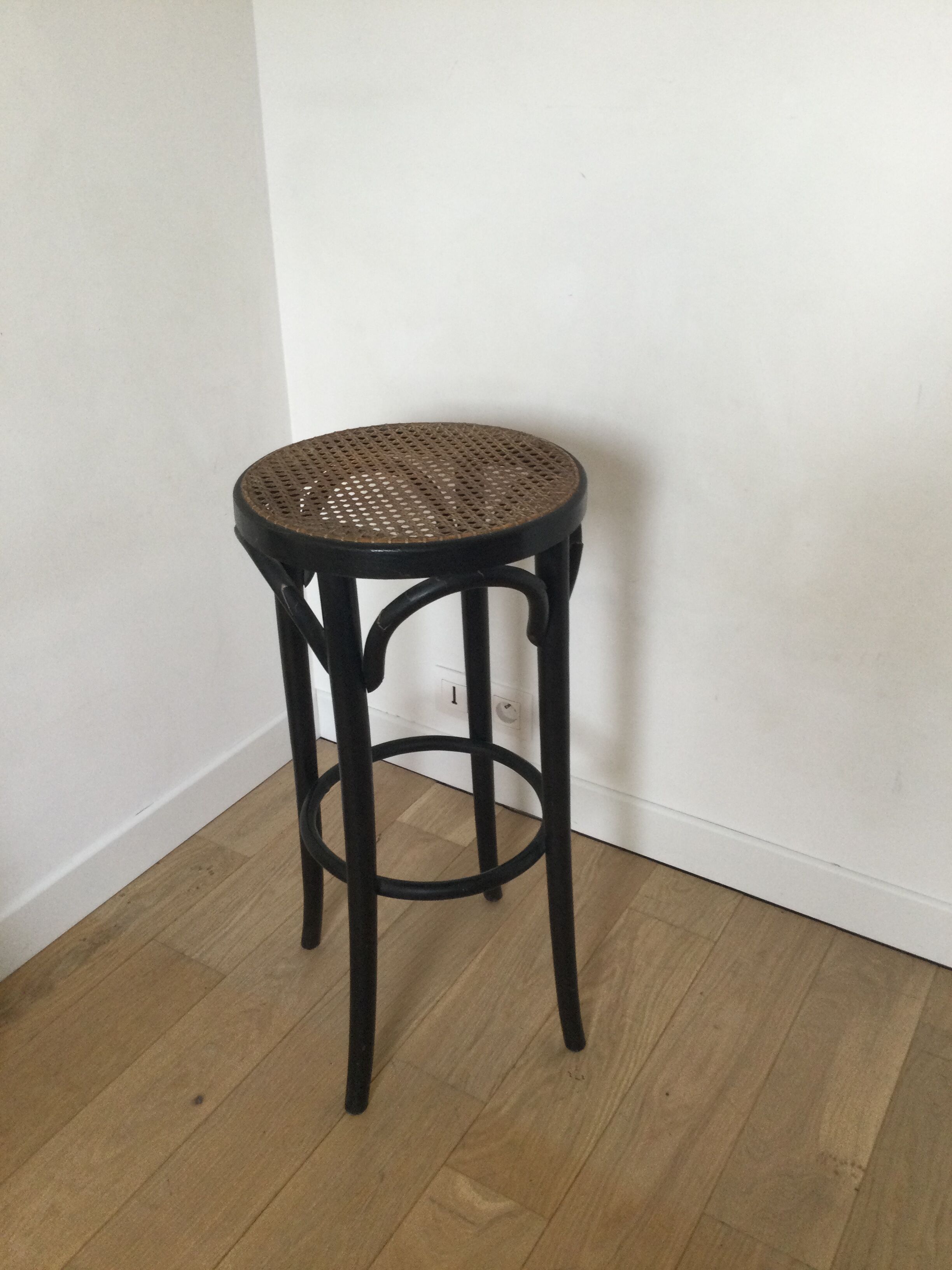 Bar tabouret