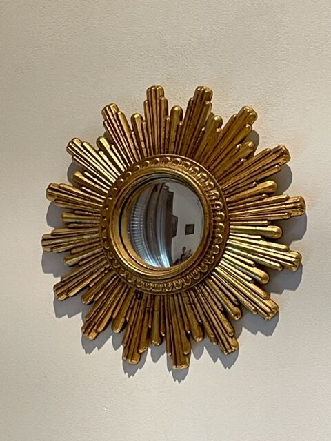 Miroir soleil bombé, golden resin, 1960