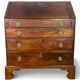 Commode, secrétaire, scriban de pente anglais en acajou, Angleterre XVIIIème
