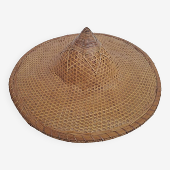 Ancien chapeau pointu Asiatique