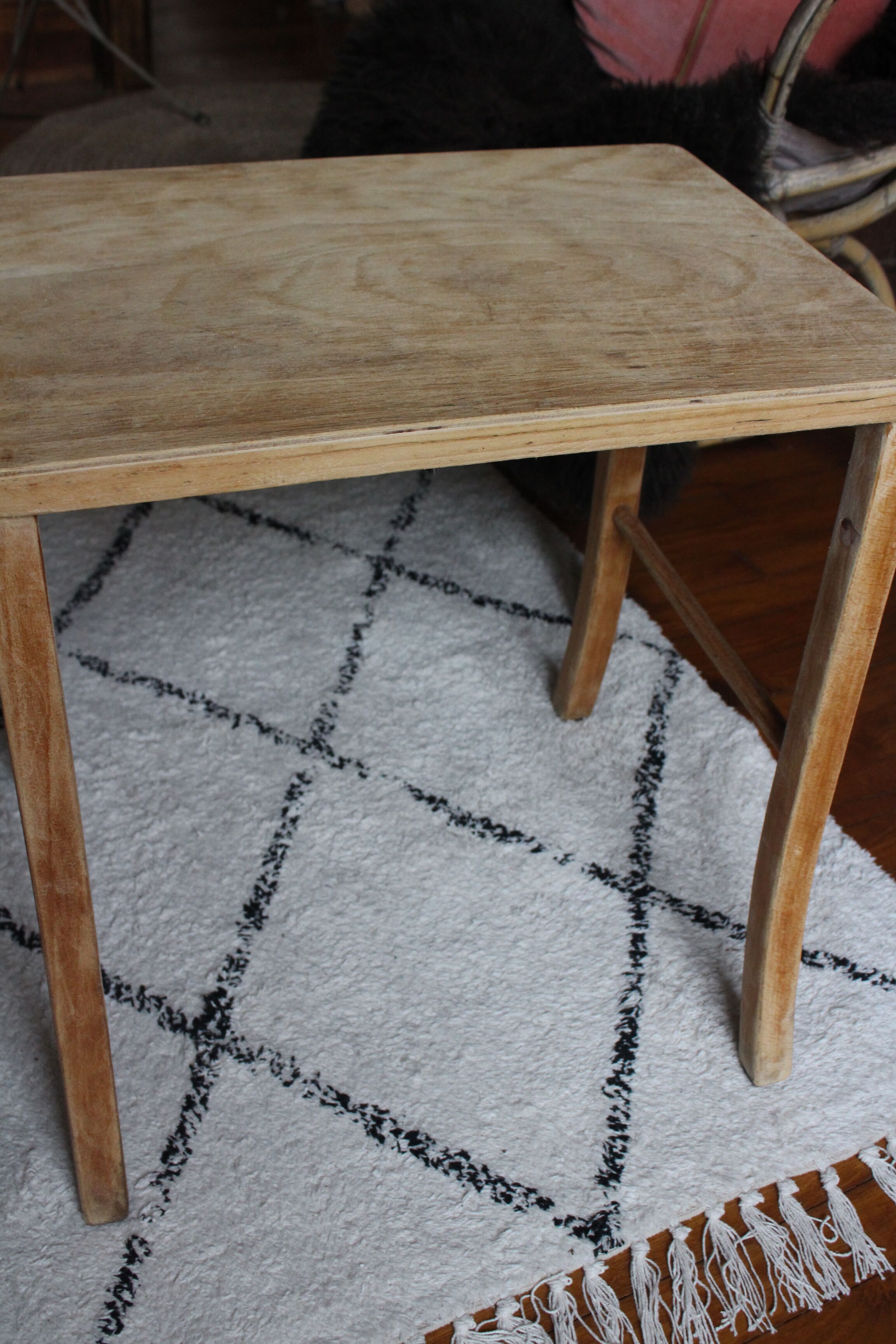 Children's desk wooden