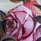 Round Art Deco plate, painted decoration signed, roses