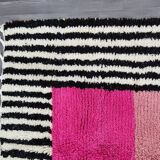 Handmade Beni Ouraine rug, size 150 x 250 cm