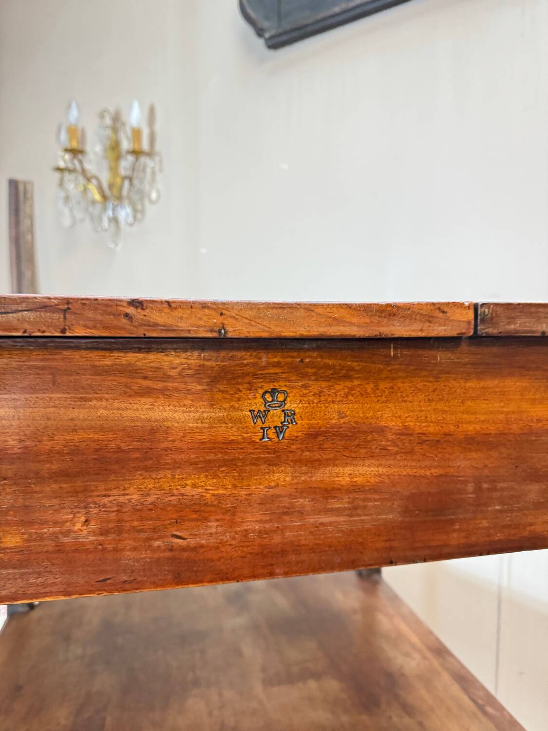 Mahogany desk with stamp of the brita official office