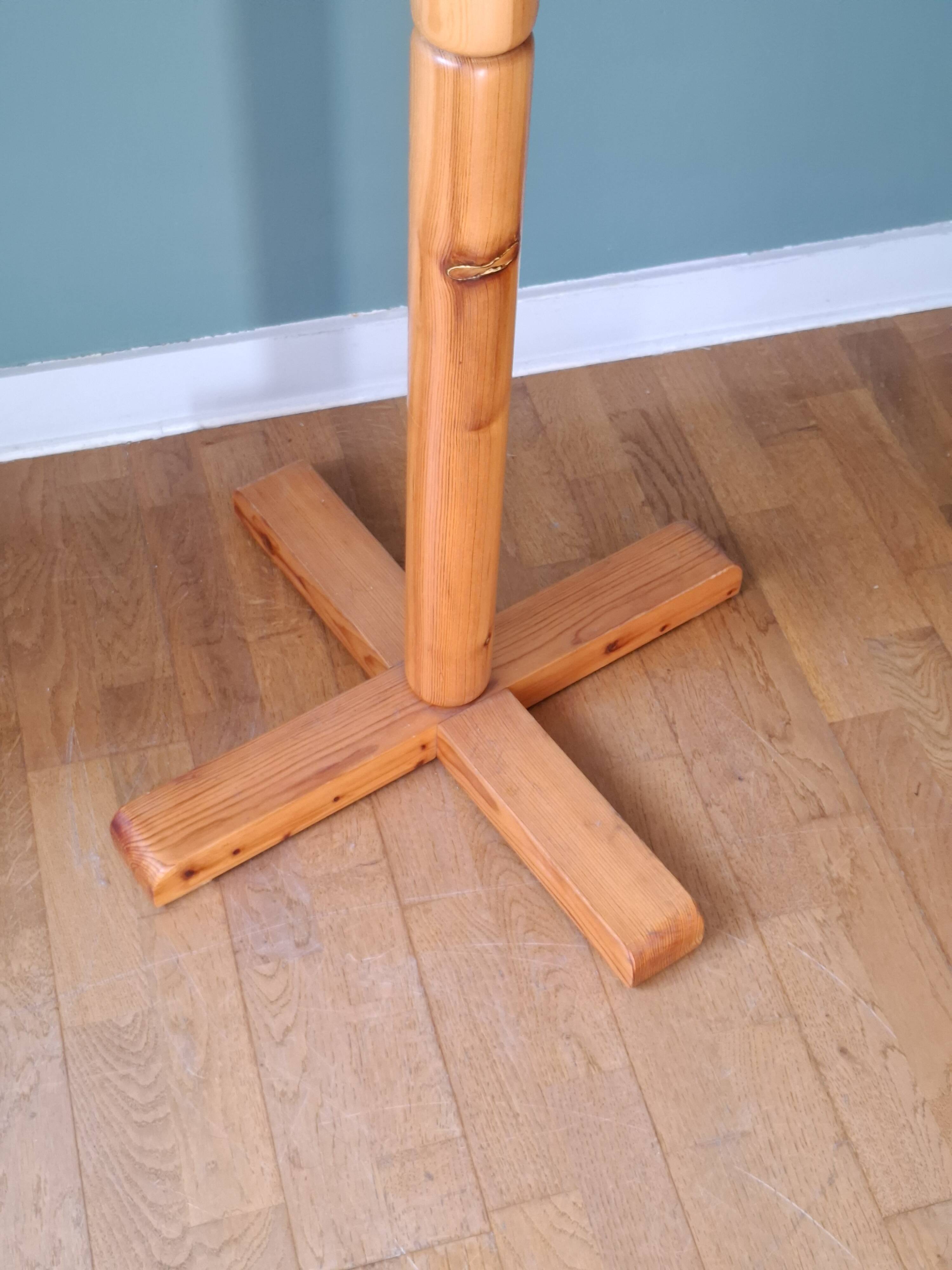 Porte manteau en pin