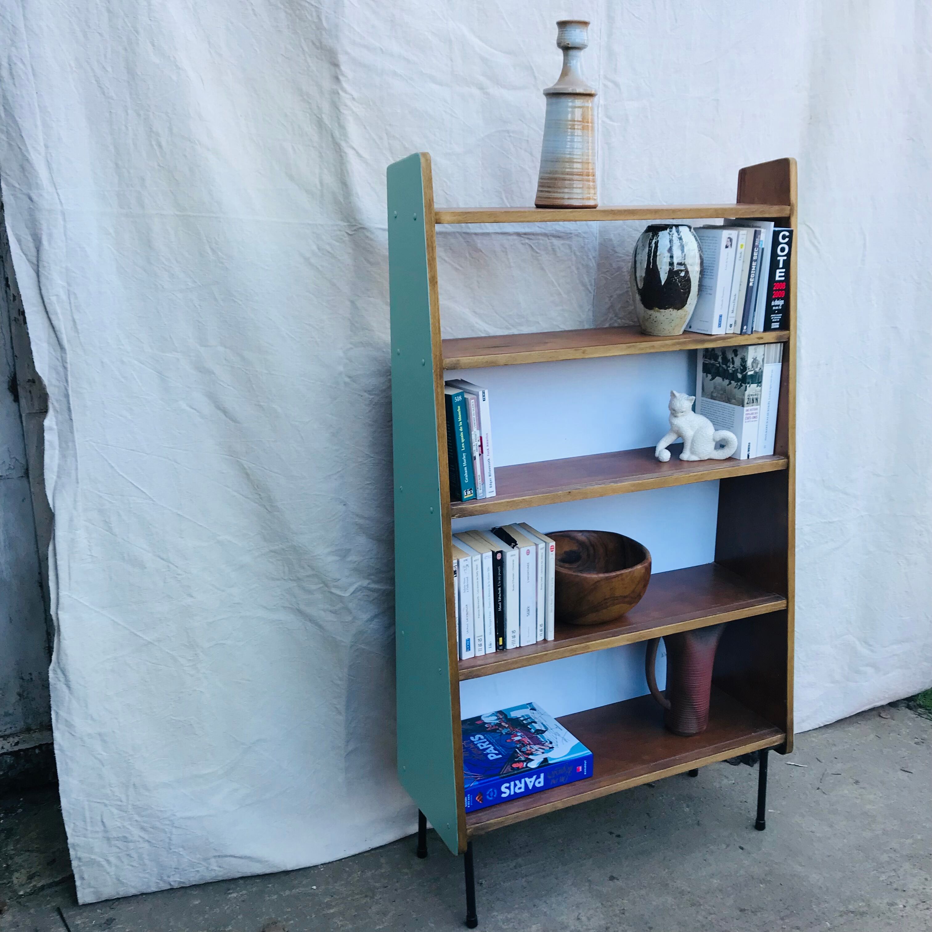 Vintage shelf 1960 profile aircraft wings