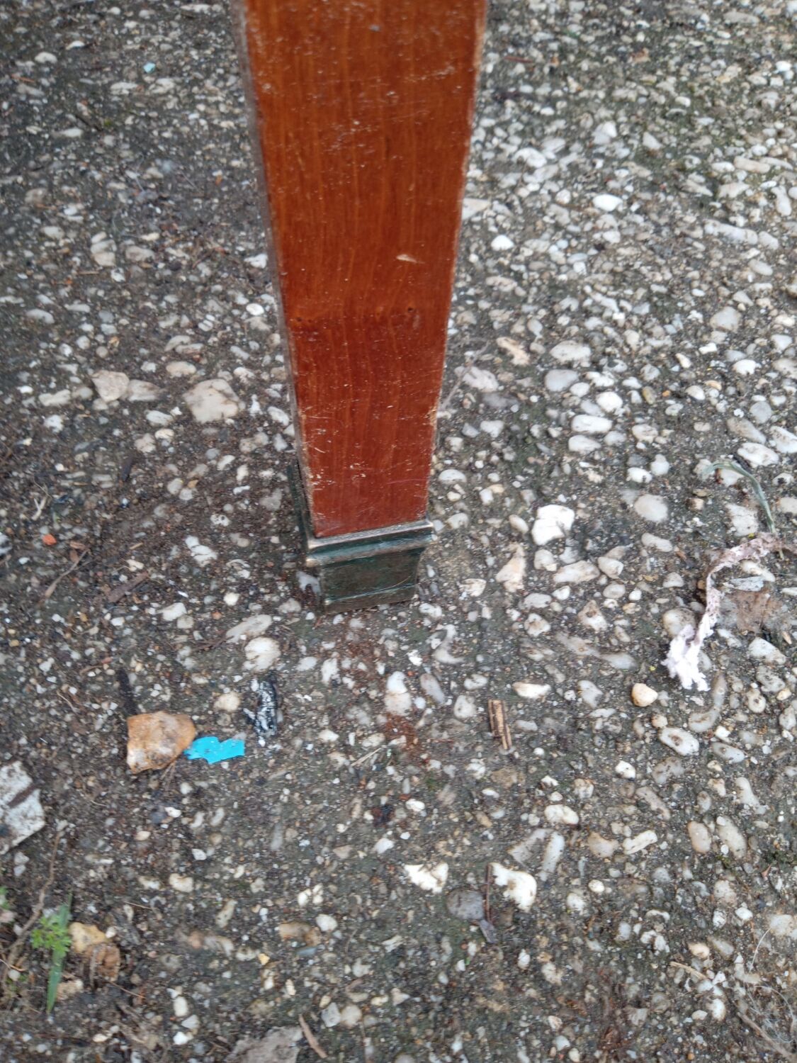 LXI style extendable table