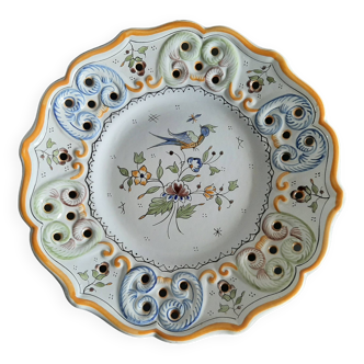 Plate decorated in Moustiers earthenware