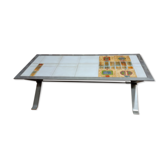 Ceramic coffee table