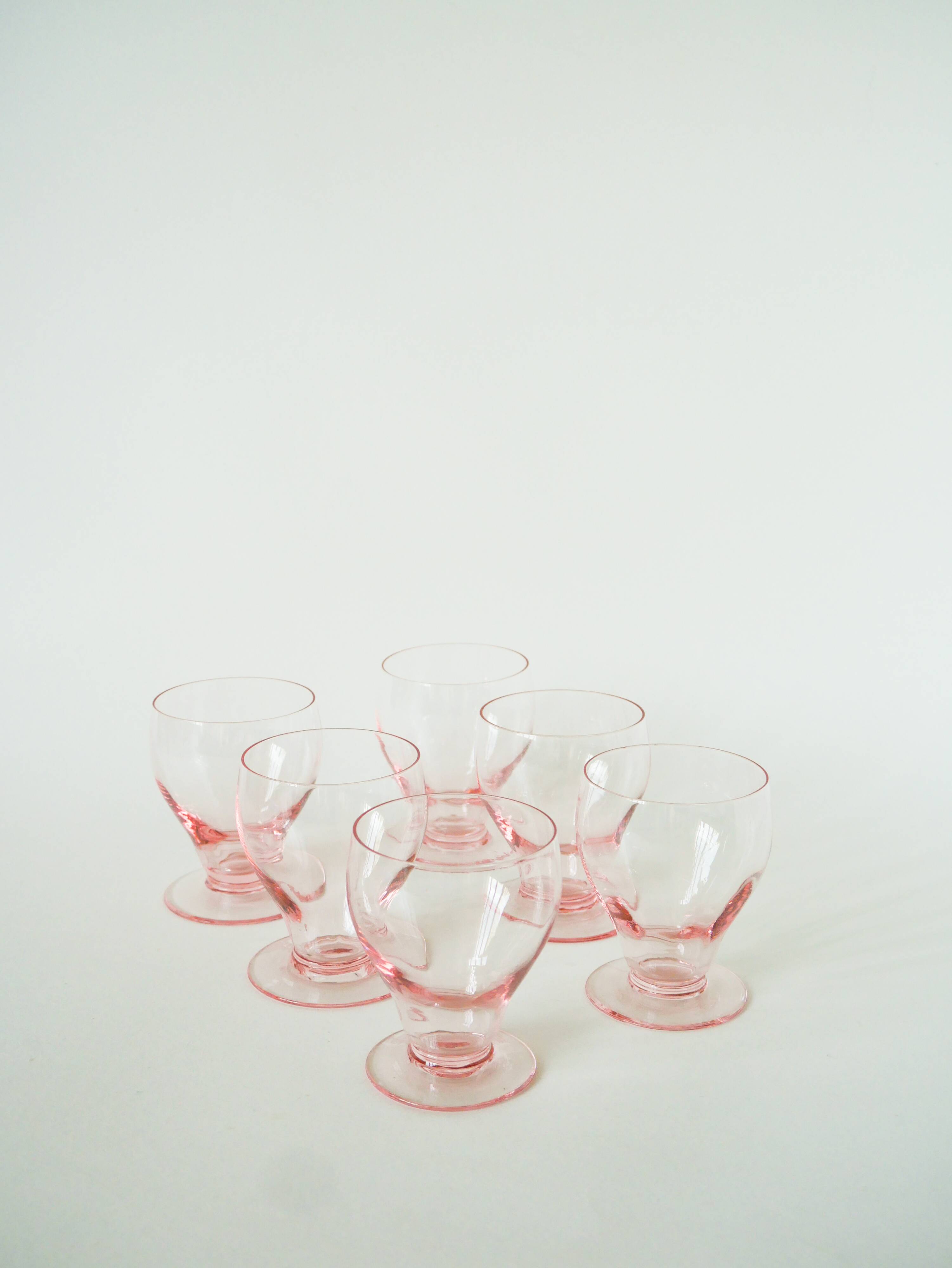 Set of 6 small wine glasses, Pink, Art Deco, 1930