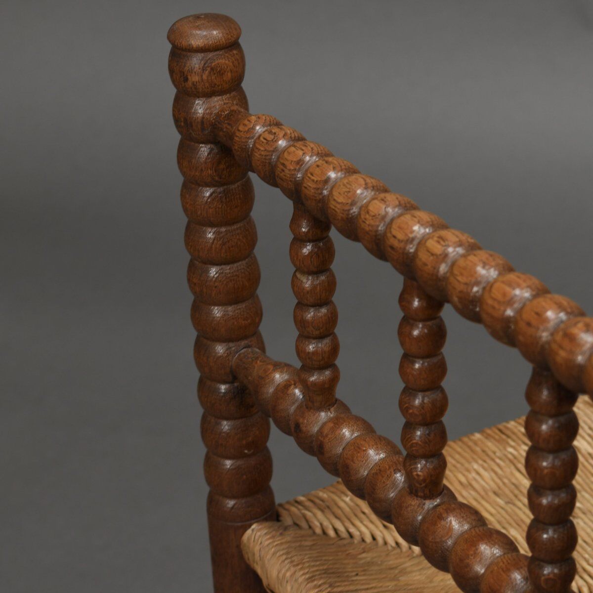 Vintage turned oak corner side chair, 1930s